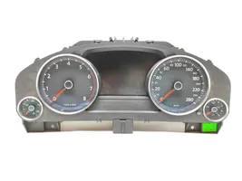 Volkswagen Touareg II Speedometer (instrument cluster) 7P6920880E