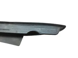 Volkswagen Touareg II Rivestimento parabrezza 7P6854328A