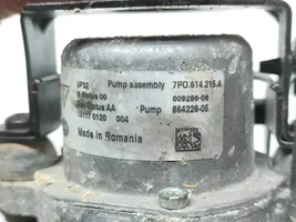Volkswagen Touareg II Pompe à vide 7P0614215A
