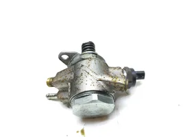 Volkswagen Touareg II Pompe d'injection de carburant à haute pression 07l127026E