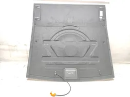 Volkswagen Touareg II Garniture de panneau inférieure de coffre 7P6863546A