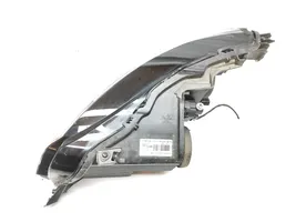 Peugeot 208 Lampa przednia 98231938800