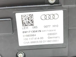 Audi A4 S4 B9 8W Vaihteenvalitsimen verhoilu 8W1713041K