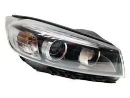 KIA Sorento Headlight/headlamp 92102C5200
