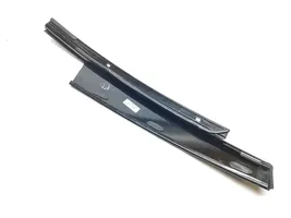 BMW 5 F10 F11 Rivestimento modanatura del vetro della portiera anteriore 7209724