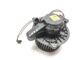 Mercedes-Benz A W177 Ventola riscaldamento/ventilatore abitacolo A2478308400