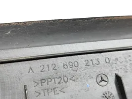 Mercedes-Benz E W212 Takaluukun koristelista A2126902130