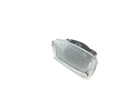 Mercedes-Benz E W212 Luce interna bagagliaio/portabagagli A0028202101