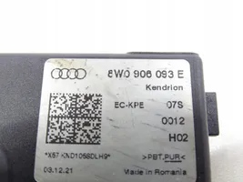 Audi A4 S4 B9 8W Degalių lygio matuoklio rėlė 8W0906093E