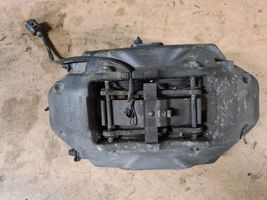 Volkswagen Touareg I Front brake caliper 209236051A