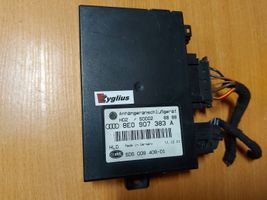 Volkswagen Touareg I Tow bar trailer control unit/module 8E0907383A