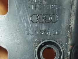 Audi Q7 4L Vaihteenvalitsimen kehys verhoilu muovia 4L0864261