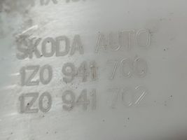 Skoda Octavia Mk2 (1Z) Fendinebbia anteriore 1Z0941700