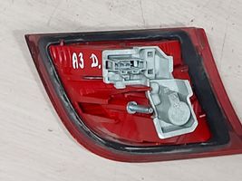 Audi A3 S3 8P Lampy tylnej klapy bagażnika 8P4945094B