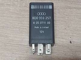 Audi A4 S4 B5 8D Hehkutulpan esikuumennuksen rele 8D0959257