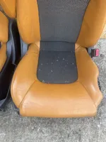 Nissan 350Z Sėdynių komplektas 
