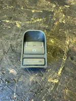 Volkswagen Tiguan Przycisk / Włącznik hamulca ręcznego 5N0927225A
