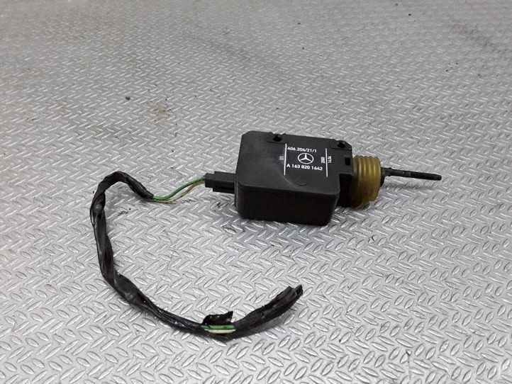 Fuel tank cap lock motor – A1638201642