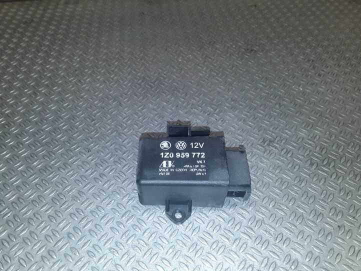 Seat heating relay – 1Z0959772
