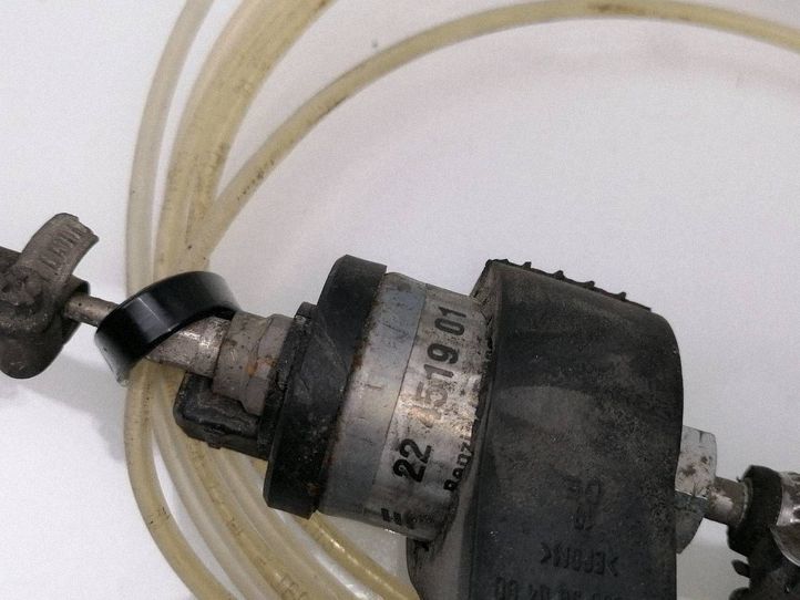 Webasto auxiliary heater fuel pipe