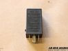Hazard warning light relay 