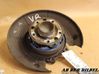 Front wheel hub 