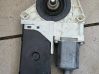Silnik regulatora szyby drzwi przednich 807305292R
