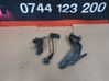 Sliding door middle roller runner 
