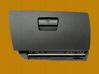 Glove box 