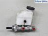 Master brake cylinder 