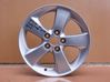 R17 alloy rim 4261102E00