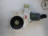 Silnik regulatora szyby drzwi przednich 7046032