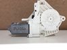 Motor del regulador de la ventanilla de la puerta delantera 8T0959802B