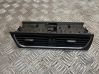 Grille d'aération centrale 8T1820951B