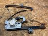 Moteur de lève-vitre de porte avant 67628360511
