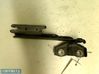 Engine bonnet/hood hinges 