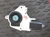 Silnik regulatora szyby drzwi przednich 8T0959802B