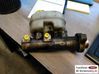 Master brake cylinder 