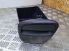 Glove box 