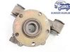 Front wheel hub 