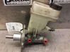 Master brake cylinder 