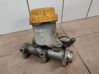 Master brake cylinder 