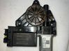 Moteur de lève-vitre de porte arrière 10242574