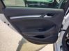 Moldura del tarjetero de la puerta trasera 8V4867303BWFA
