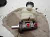 Pääjarrusylinteri 