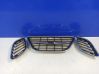 Front bumper upper radiator grill 5289681