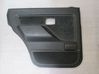 Moldura del tarjetero de la puerta trasera 
