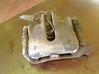 Caliper de freno delantero 