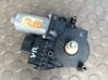 Motor del regulador de la ventanilla de la puerta delantera 4B0959802D