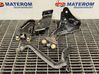 Engine bonnet/hood hinges 